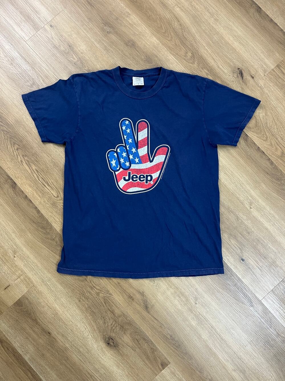 Jeep Peace Sign USA Flag Graphic Tee Navy Size L